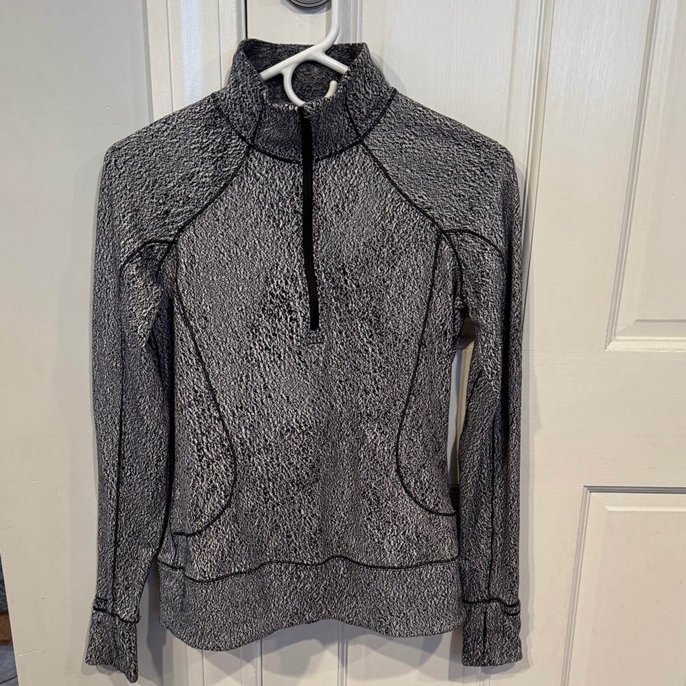 Lululemon Women's Gray Quarter-Zip Top by